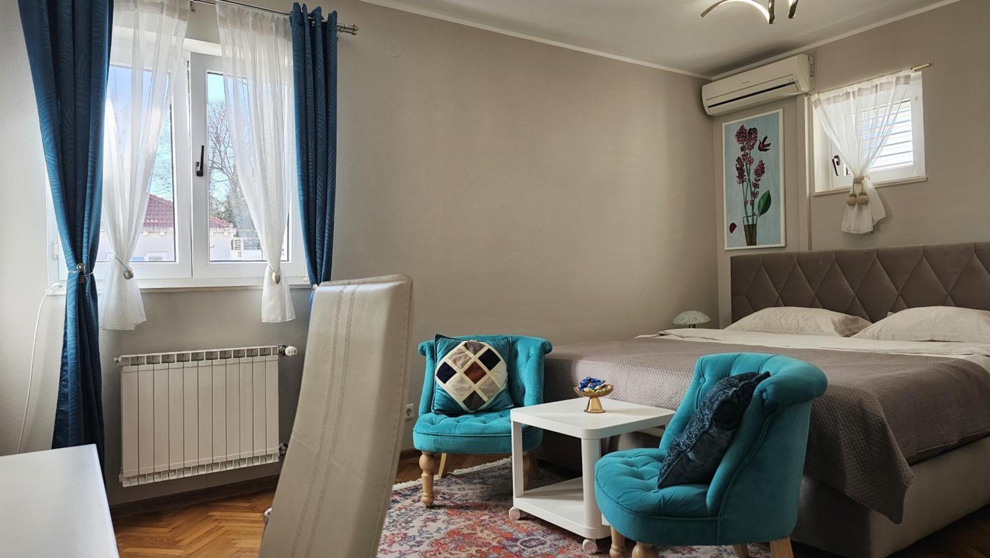 Adria And Apartment *