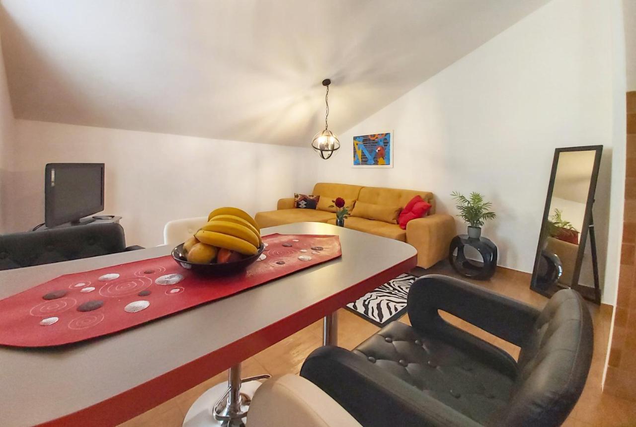 Adria And Appartement *