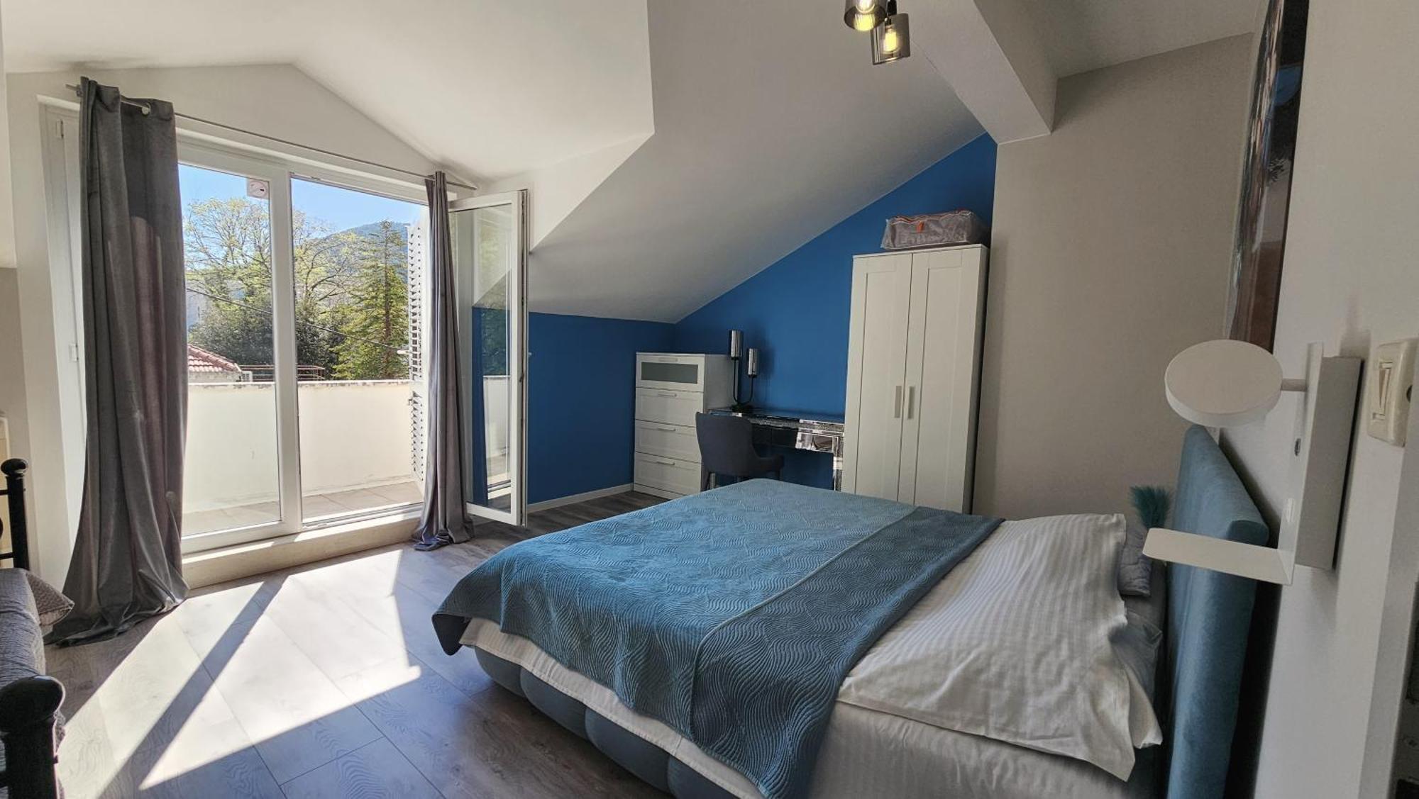 Adria And Appartement *